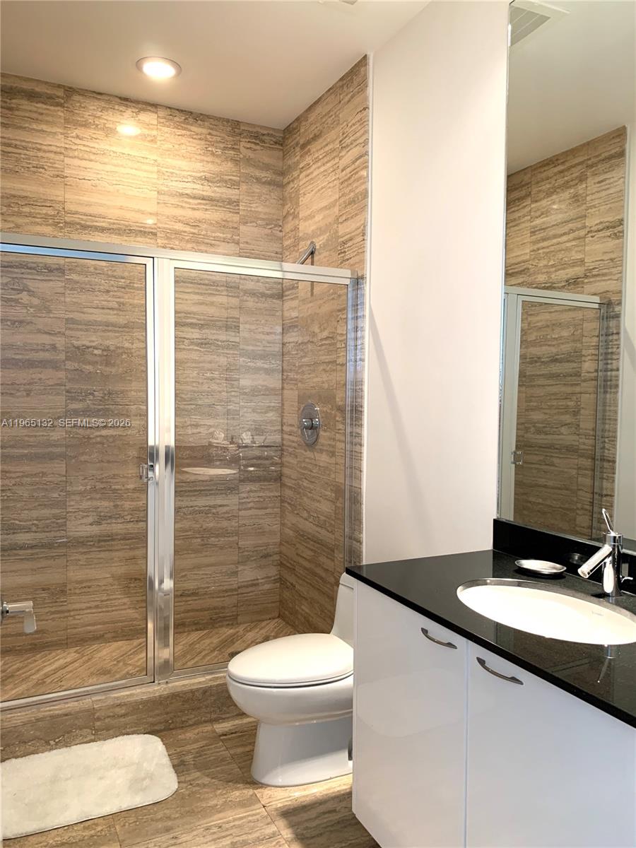 3805 2 / 2 1435 кв.футов $ 2026-02-13 0 Фото