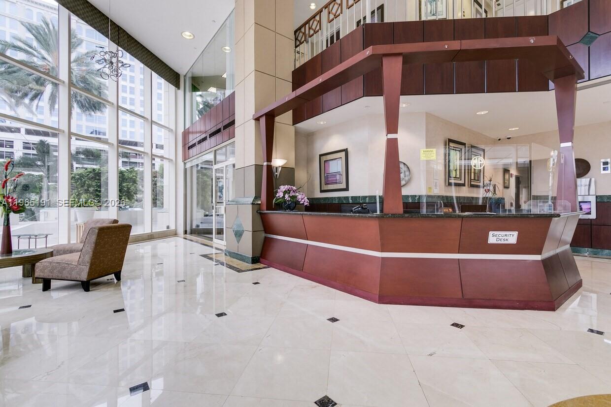 Подробнее 9 / кв.футов $ 2026-02-13 0 Фото