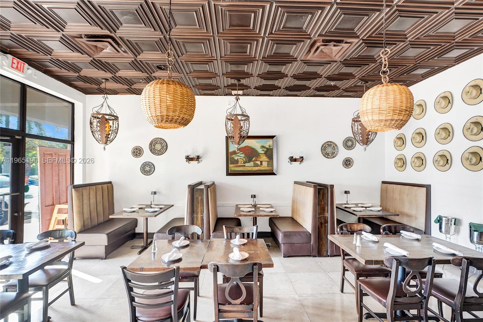   /   кв.футов $ 2026-02-13 0 Фото