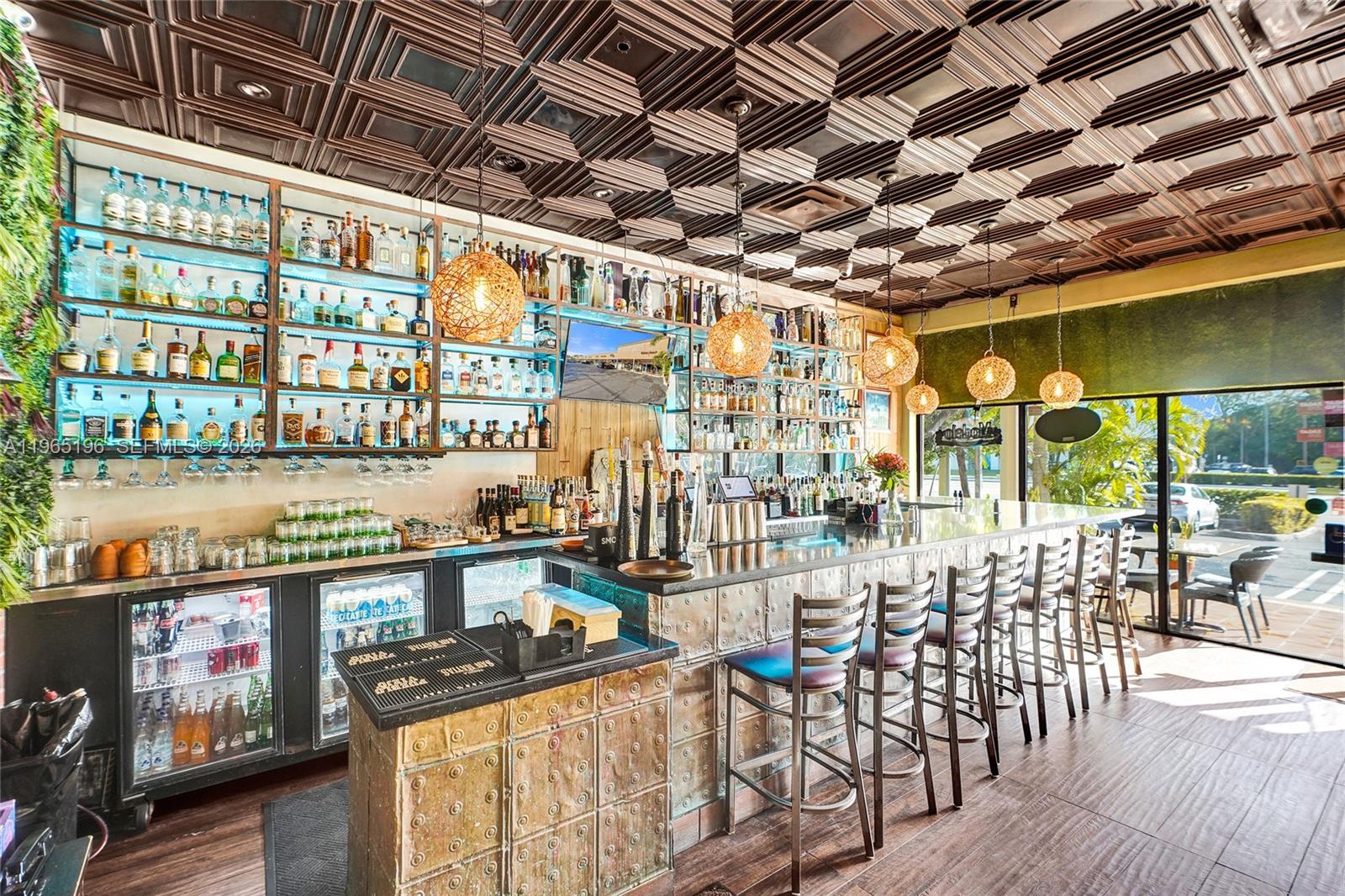   /   кв.футов $ 2026-02-13 0 Фото