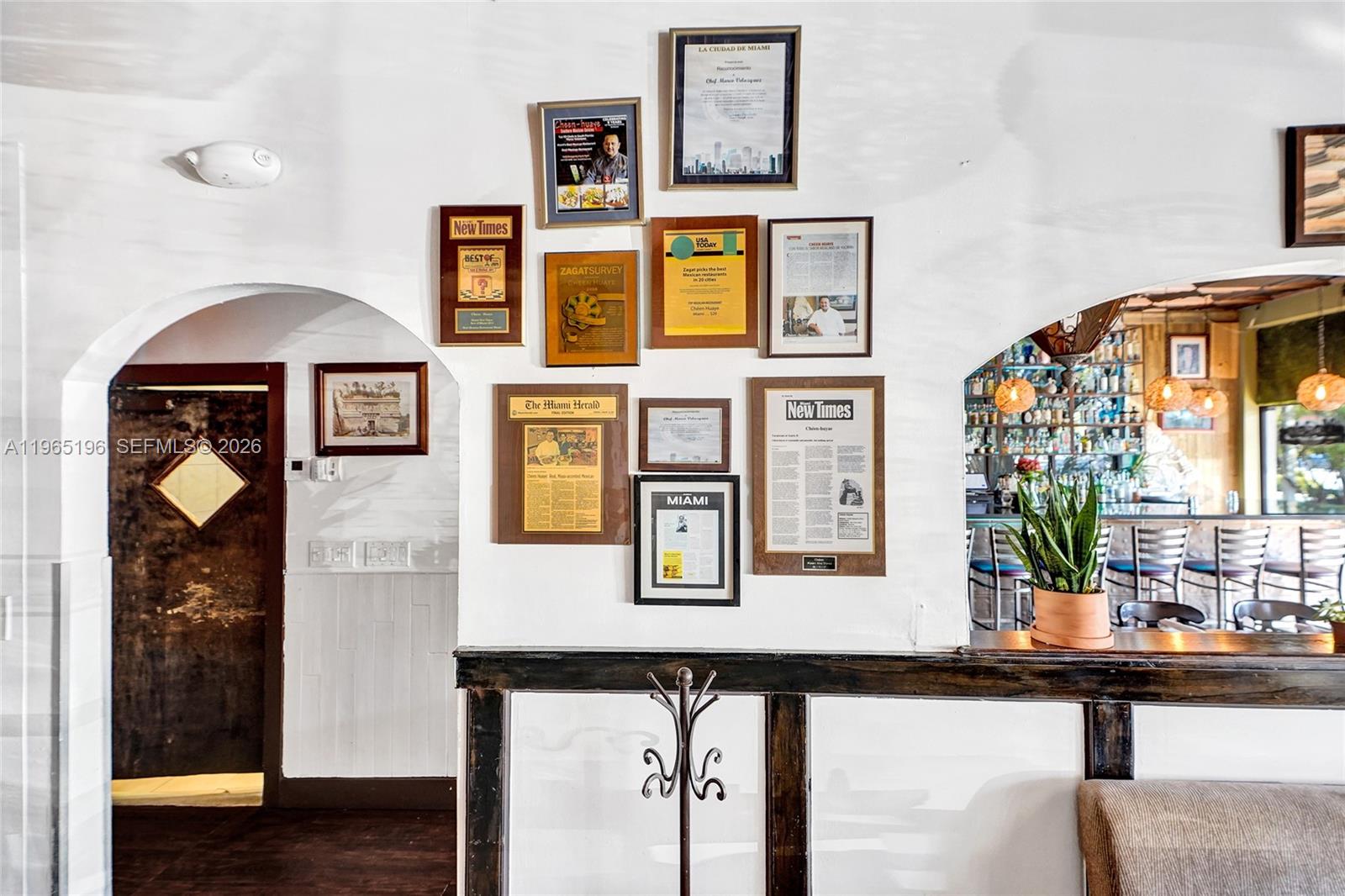   /   кв.футов $ 2026-02-13 0 Фото