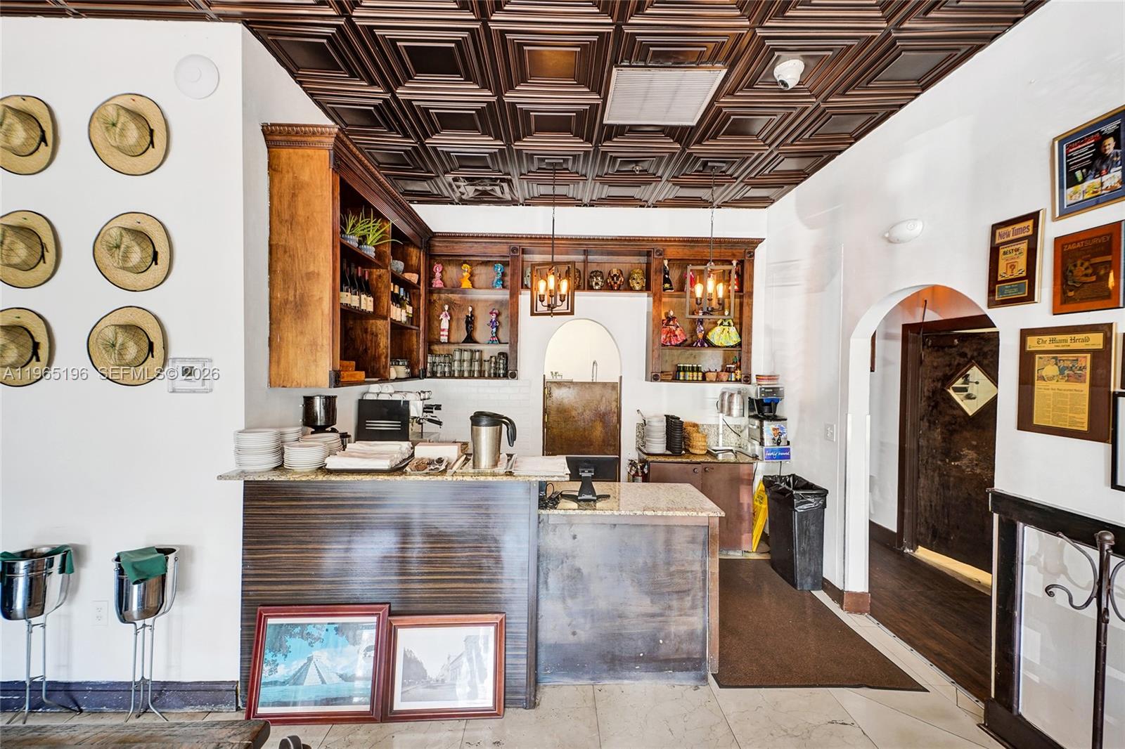   /   кв.футов $ 2026-02-13 0 Фото