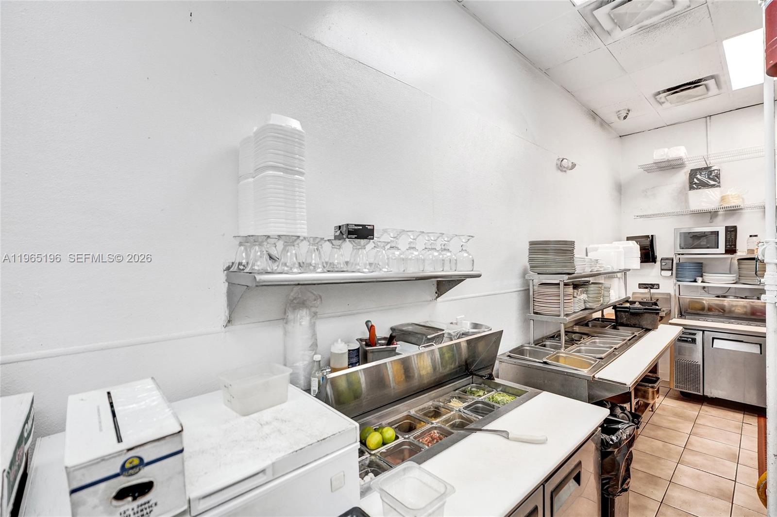   /   кв.футов $ 2026-02-13 0 Фото