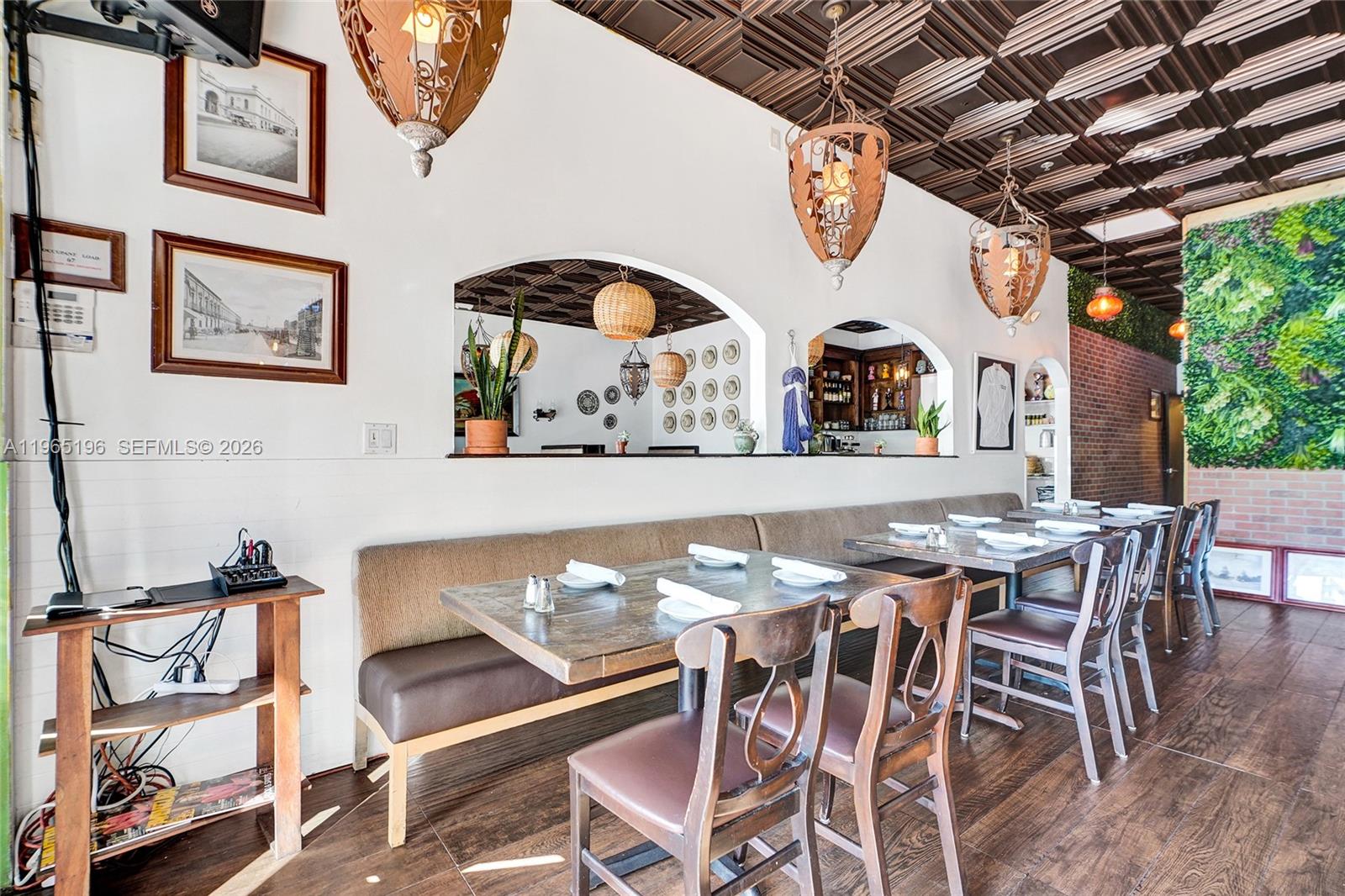   /   кв.футов $ 2026-02-13 0 Фото