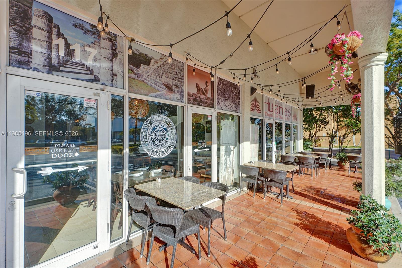   /   кв.футов $ 2026-02-13 0 Фото