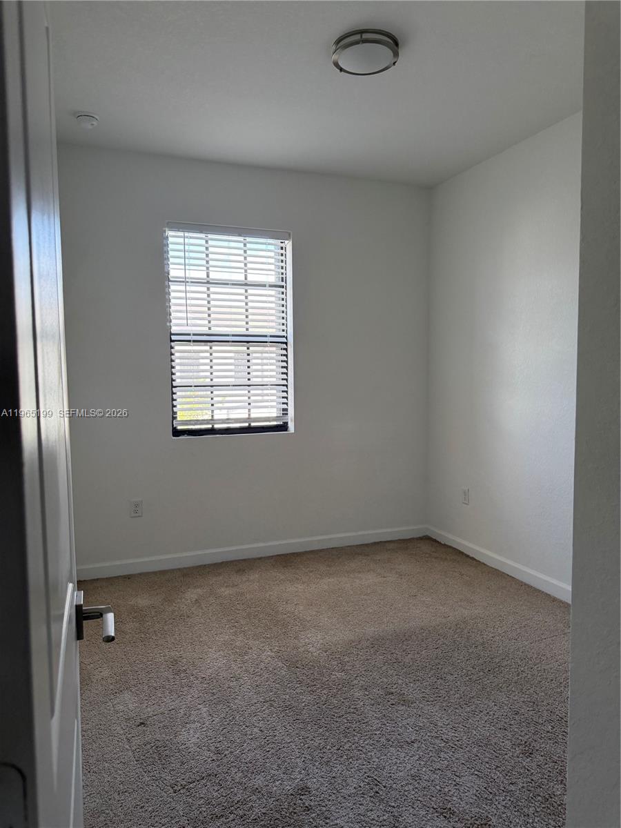 1137 3 / 3 1466 sq. ft. $ 2026-02-13 0 Photo