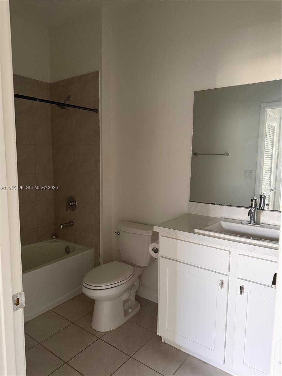 1137 3 / 3 1466 sq. ft. $ 2026-02-13 0 Photo