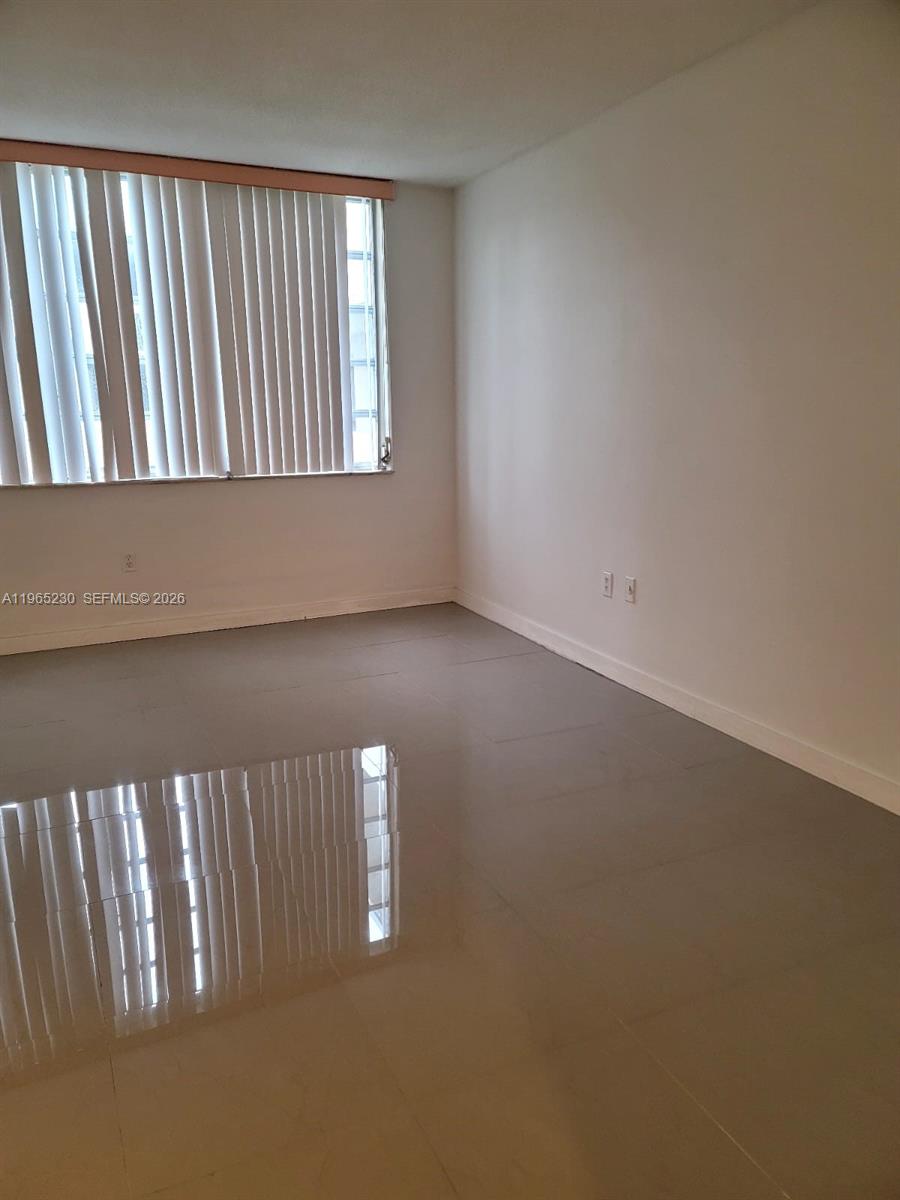 315-1 1 / 1 909 sq. ft. $ 2026-02-13 0 Photo