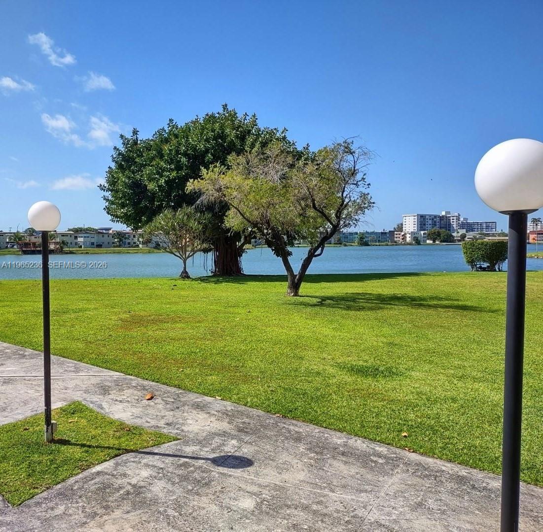 See details 315-1 1 / 1 909 sq. ft. $ 2026-02-13 0 Photo