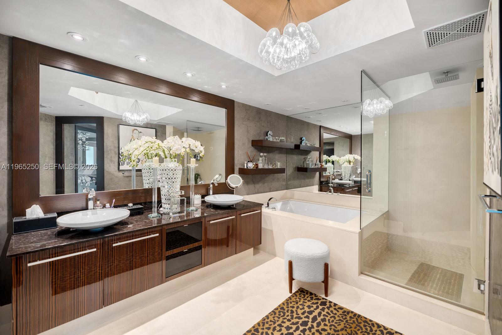 Photo of 2711 Ocean Dr #905, Hollywood, Florida, 33019 -