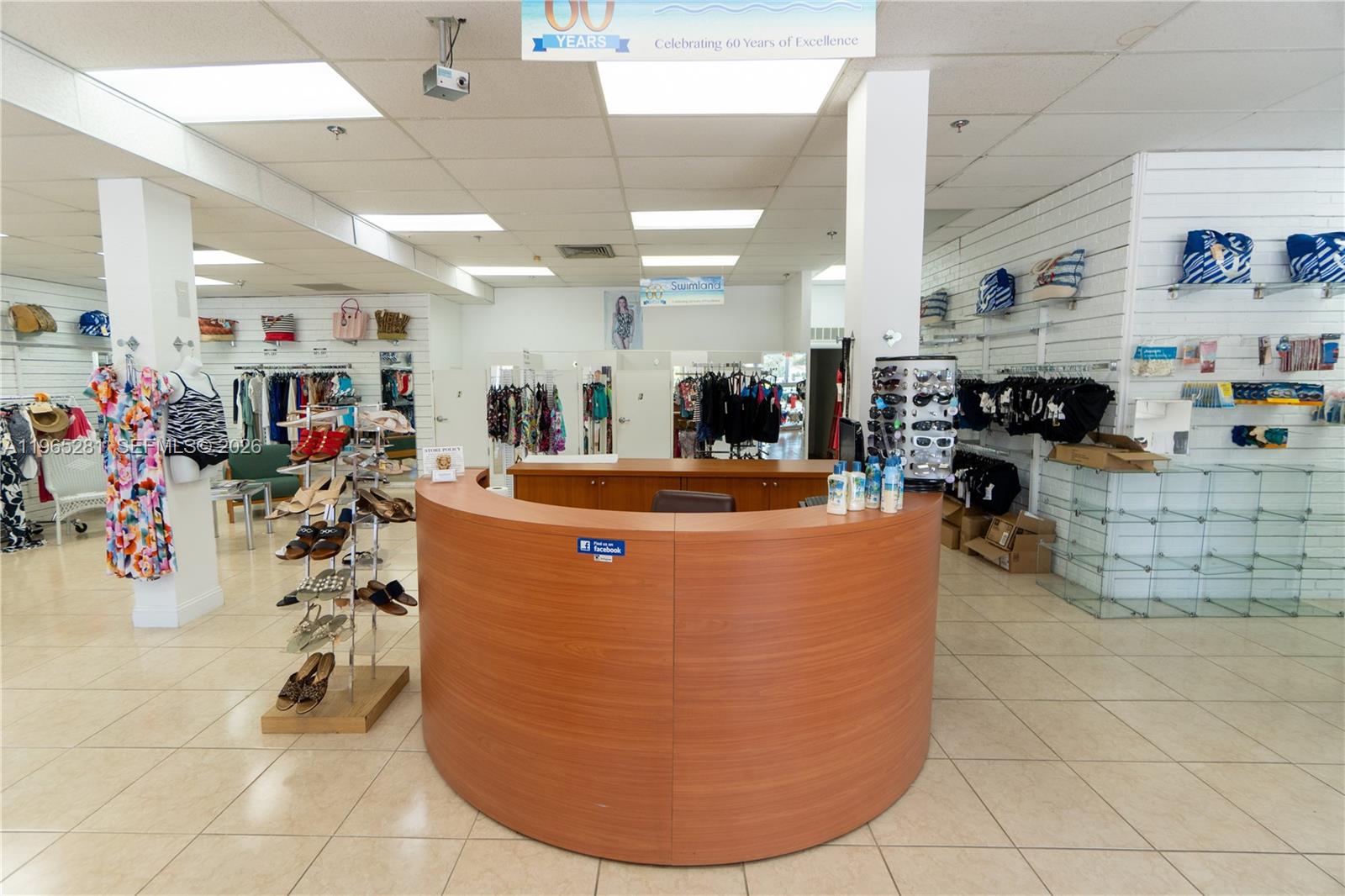 R  /   sq. ft. $ 2026-02-13 0 Photo