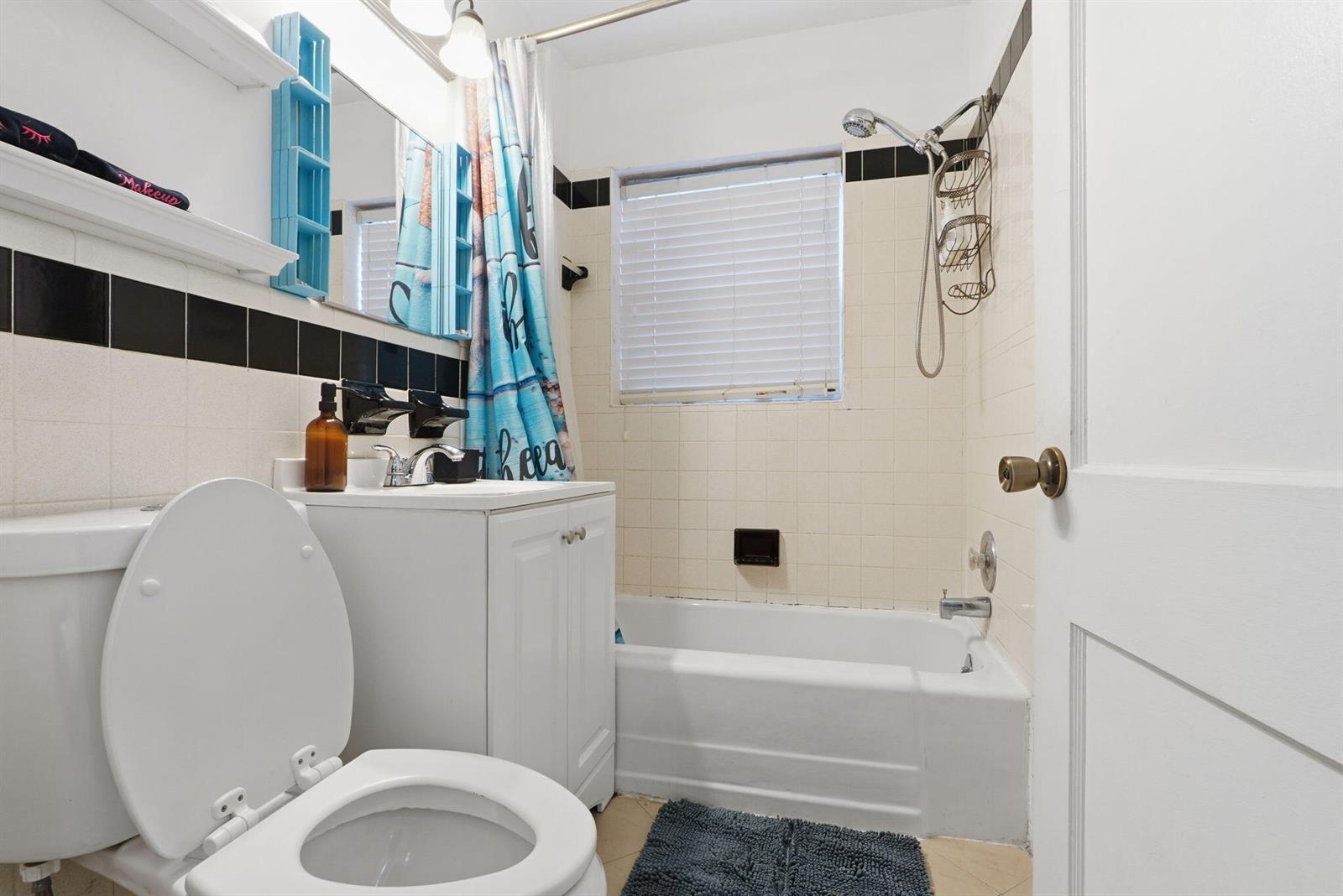 Ver detalles 1-2 / 2 1684 sq. ft. $ 2026-04-07 0 foto