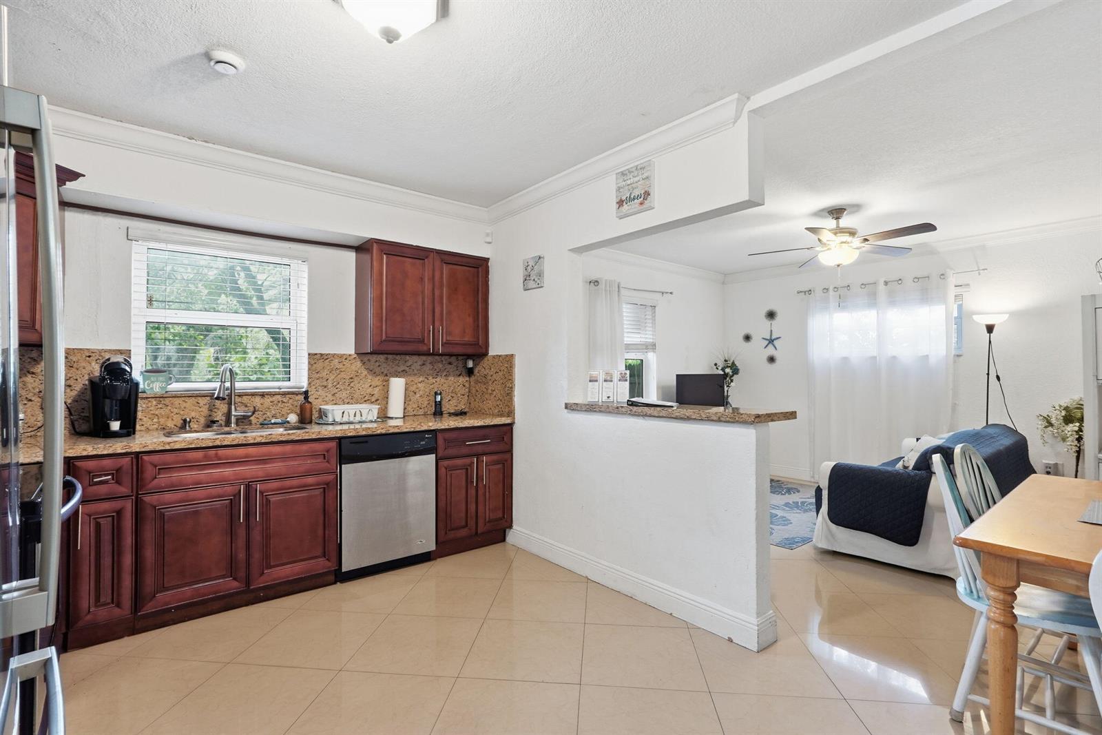 Ver detalles 1-2 / 2 1684 sq. ft. $ 2026-04-07 0 foto