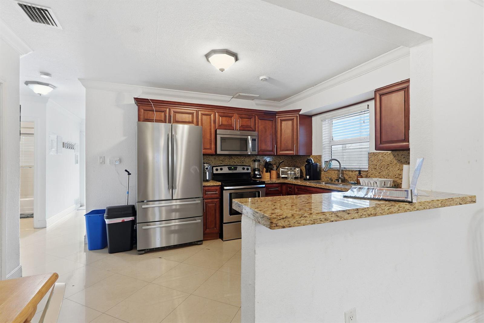 Ver detalles 1-2 / 2 1684 sq. ft. $ 2026-04-07 0 foto