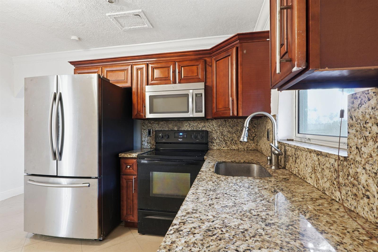 Ver detalles 1-2 / 2 1684 sq. ft. $ 2026-04-07 0 foto