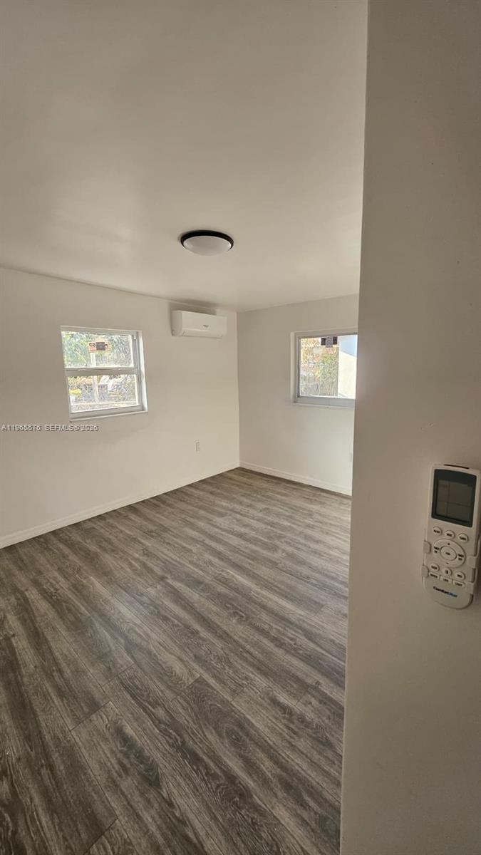   /  2355 sq. ft. $ 2026-02-14 0 foto