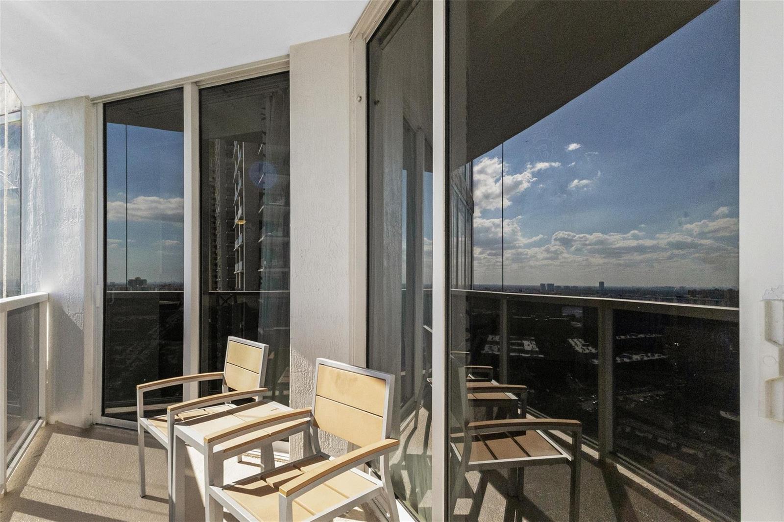 Ver detalles / 0 1021 sq. ft. $ 2026-06-21 0 foto