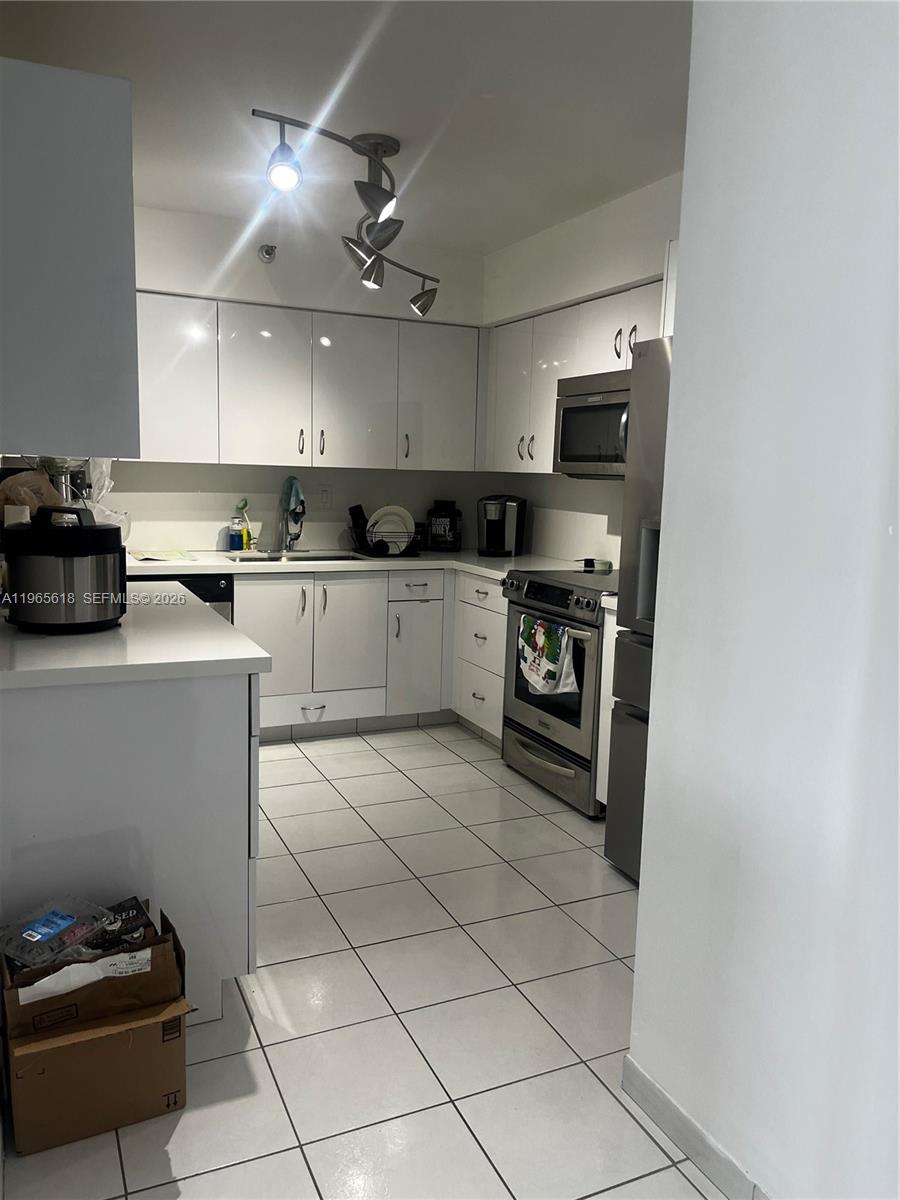 Photo of 3530 Mystic Pointe Dr  #2613, Aventura, Florida, 33180 - 