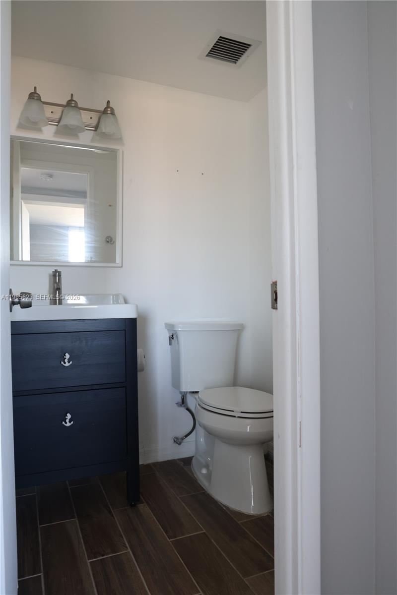 See details 604A 1 / 2 844 sq. ft. $ 2026-02-14 0 Photo