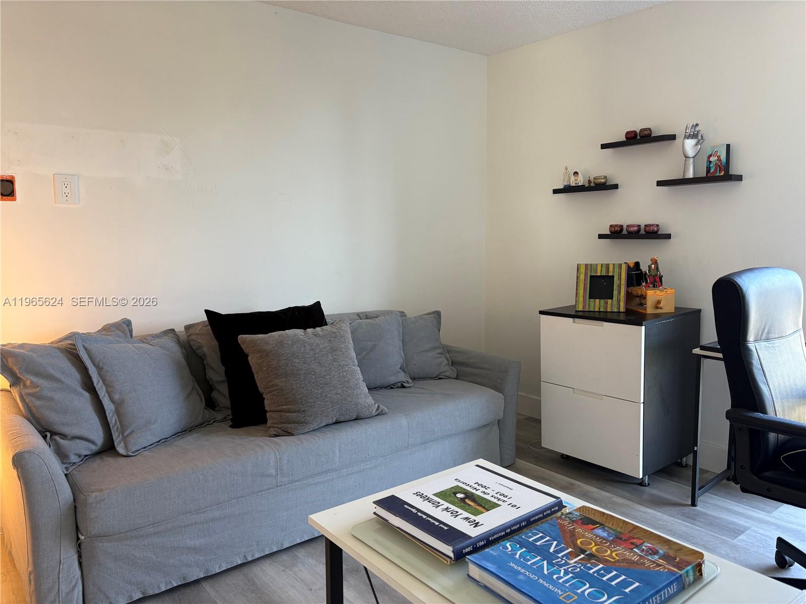 Photo of 20355 34th Ct  #1123, Aventura, Florida, 33180 - 