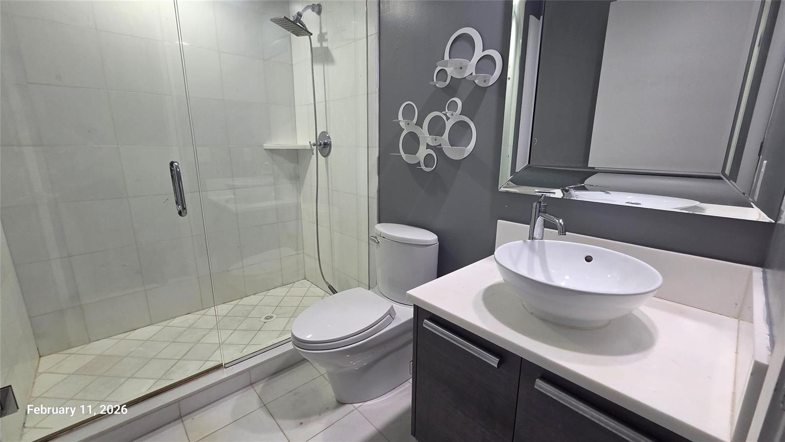 Photo of 2950 188th  #110, Aventura, Florida, 33180 - GUEST BATHROOM