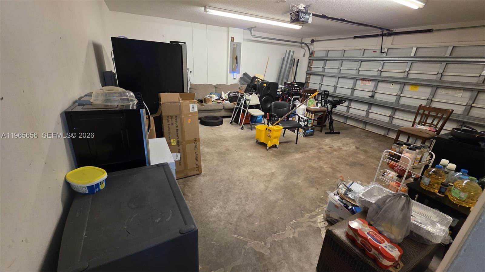 See details 825 4 / 2 2340 sq. ft. $ 2026-02-14 0 Photo