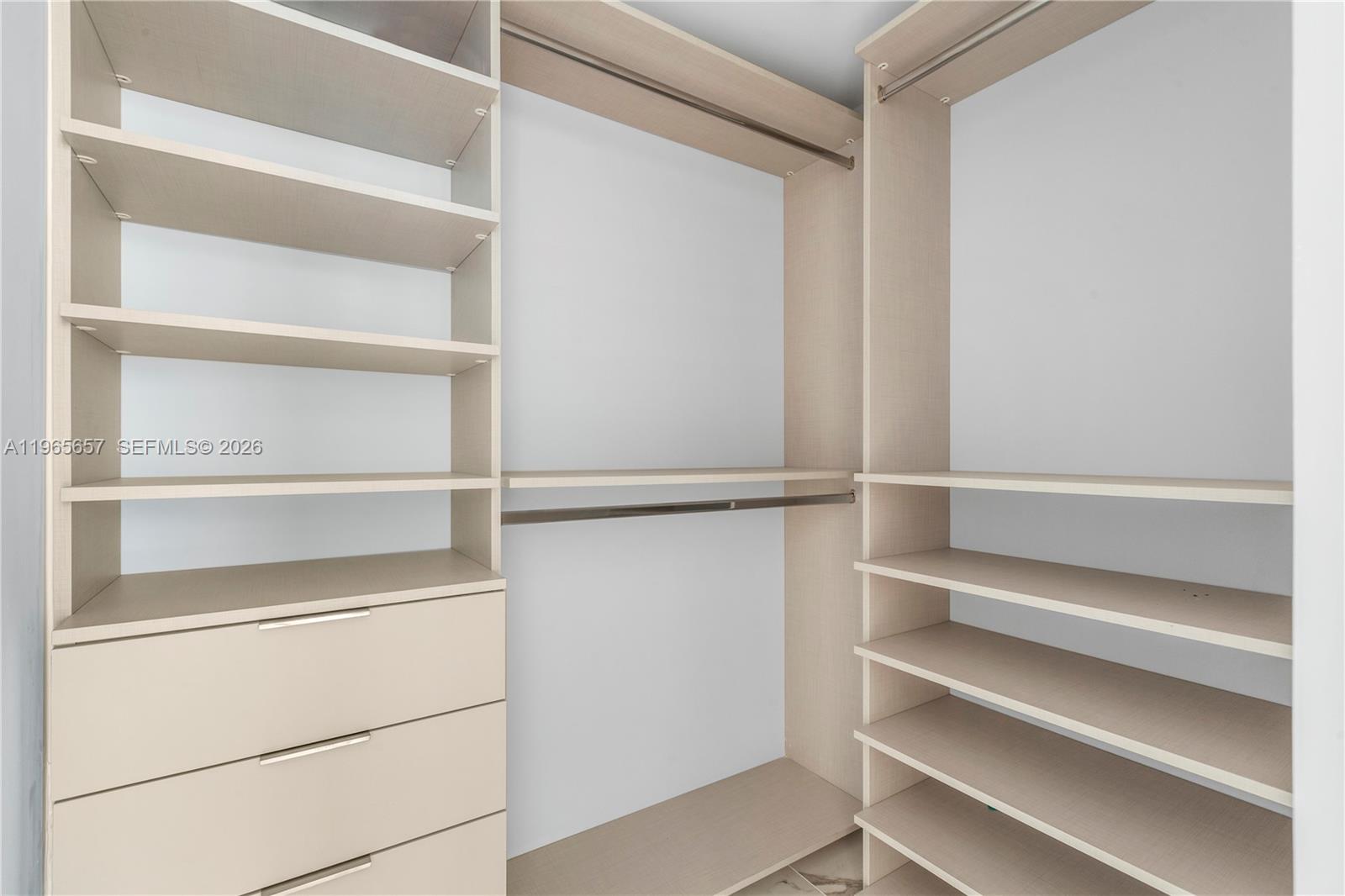 See details 4-806 2 / 3 1524 sq. ft. $ 2026-02-14 0 Photo