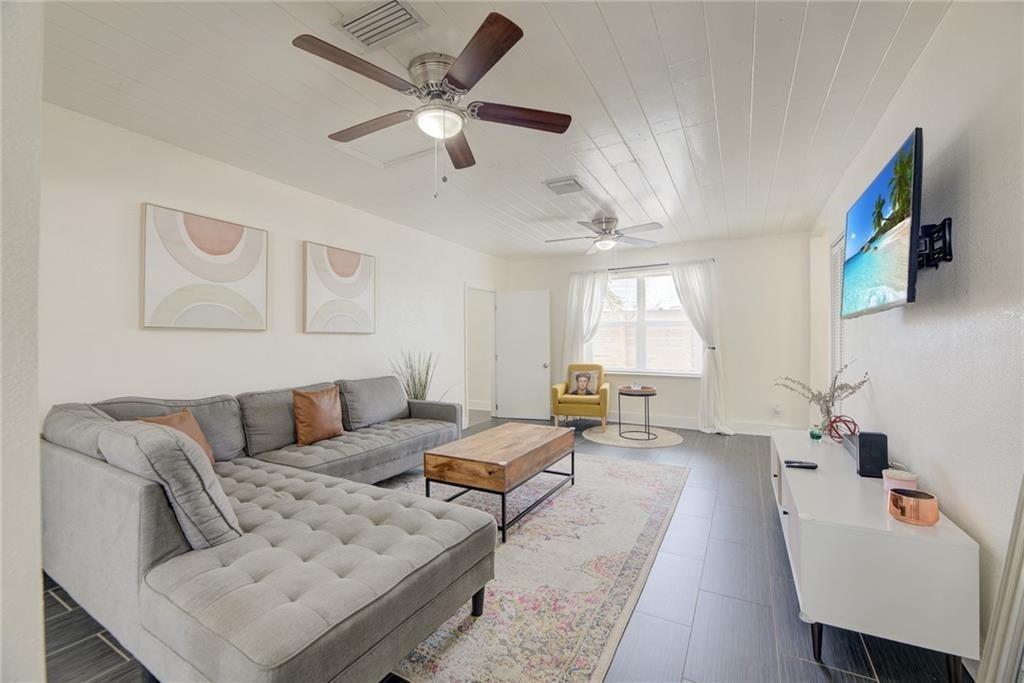   / 0 2653 sq. ft. $ 2026-04-29 0 foto