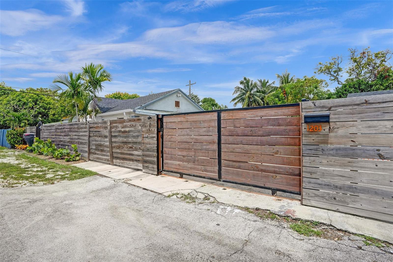   / 0 2653 sq. ft. $ 2026-04-29 0 foto