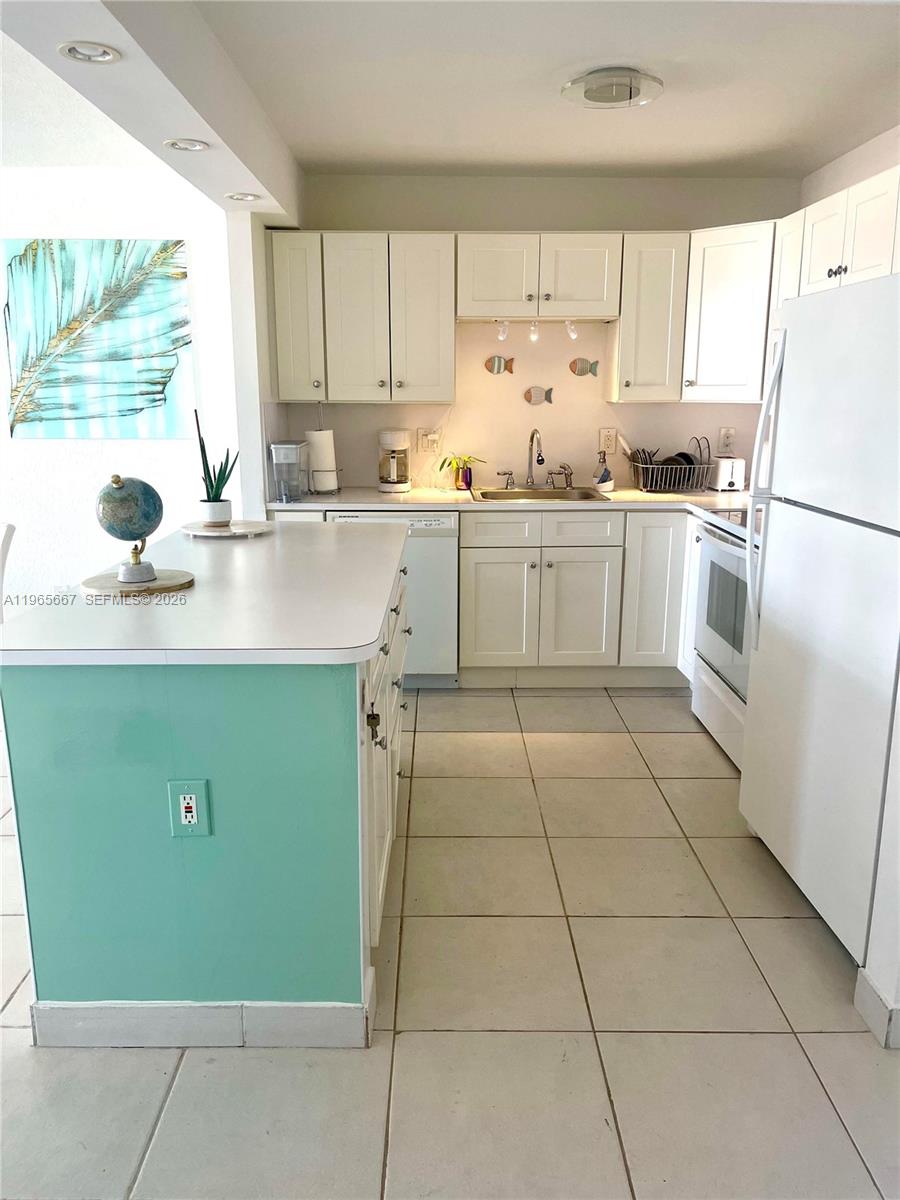 Photo of 1817 Ocean Dr  #219, Hallandale Beach, Florida, 33009 - 