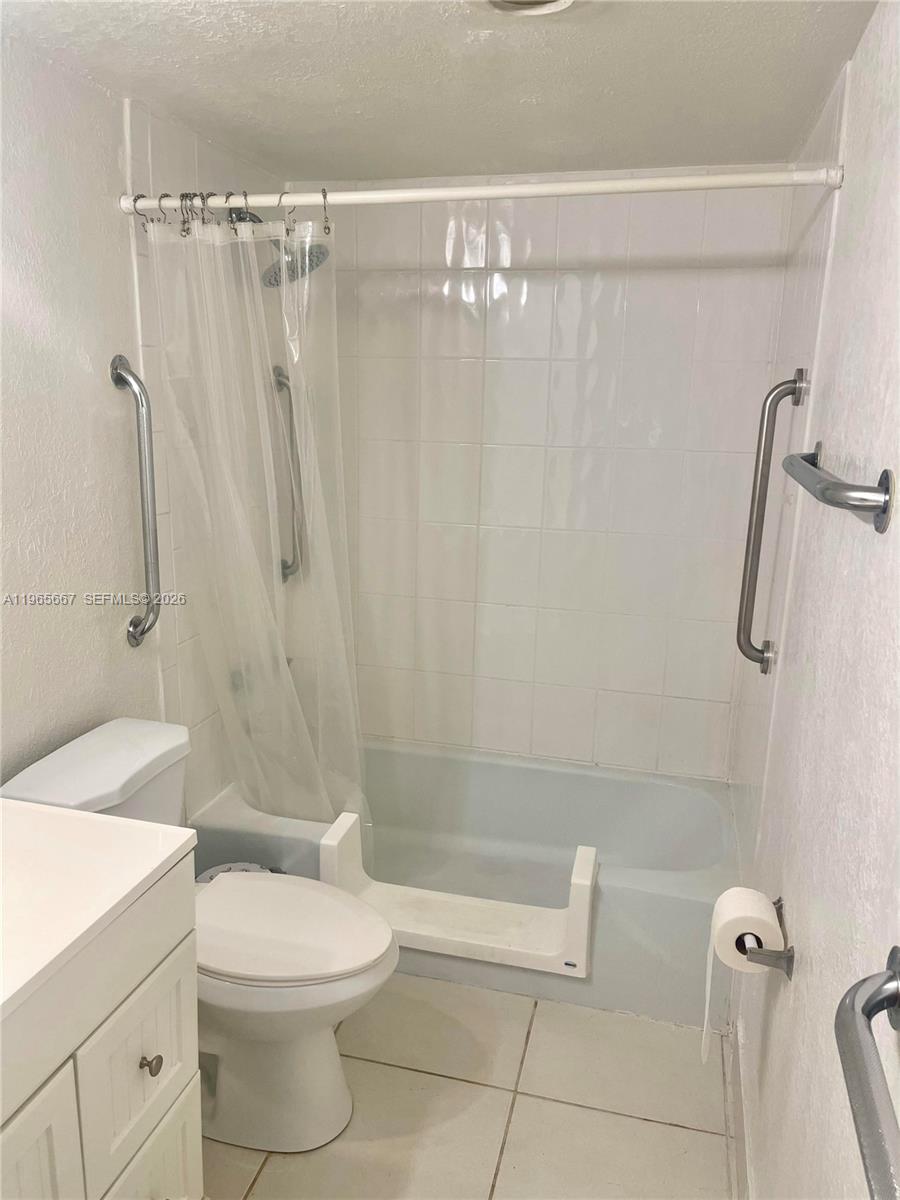 Photo of 1817 Ocean Dr  #219, Hallandale Beach, Florida, 33009 - 