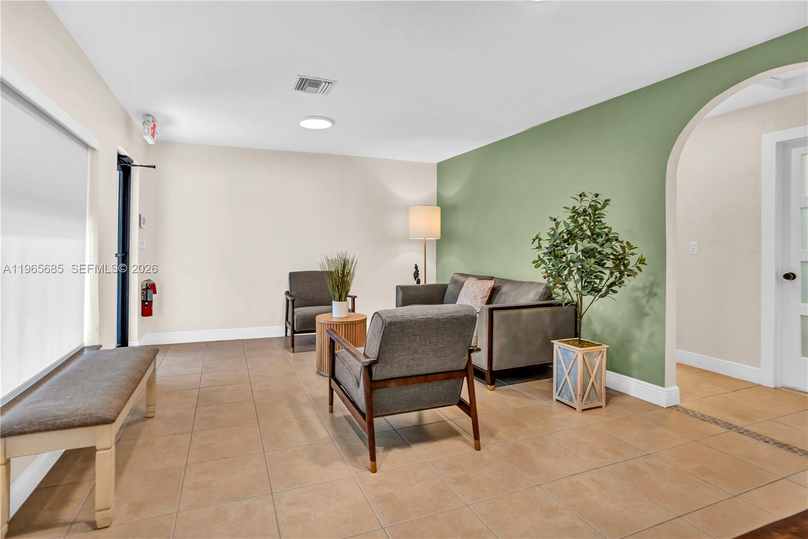 Ver detalles / sq. ft. $ 2026-02-14 0 foto