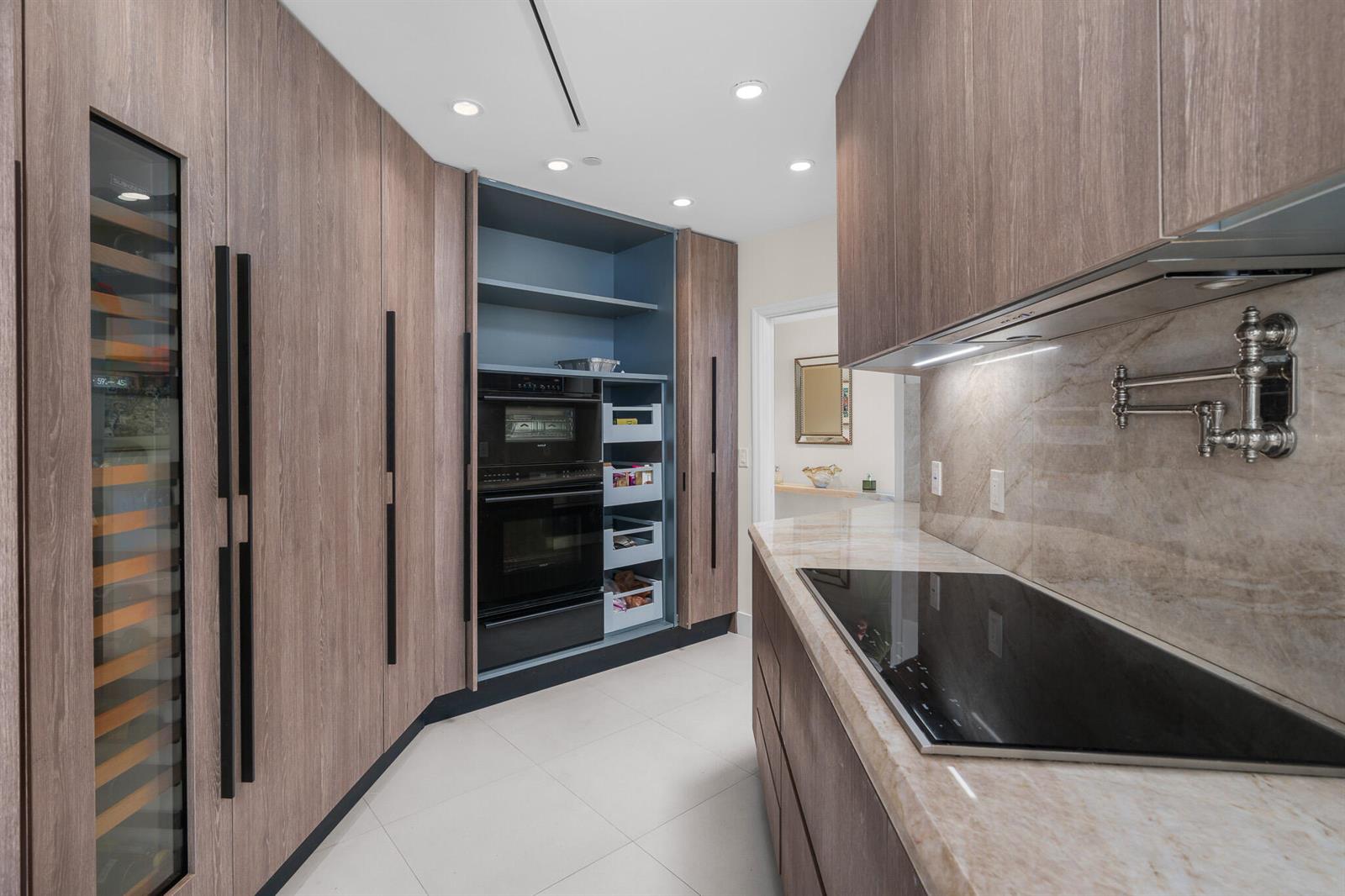 Photo of 6051 Ocean #1101, Hollywood, Florida, 33019 - DSC00851