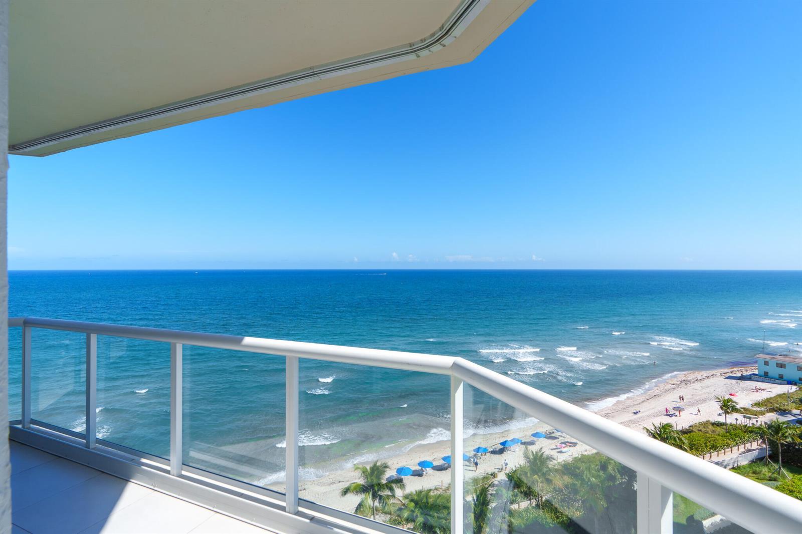 Photo of 6051 Ocean #1101, Hollywood, Florida, 33019 - DSC01067