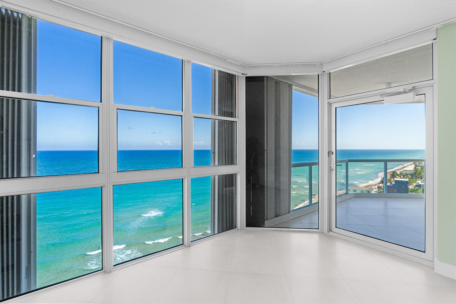 Photo of 6051 Ocean #1101, Hollywood, Florida, 33019 - DSC00988