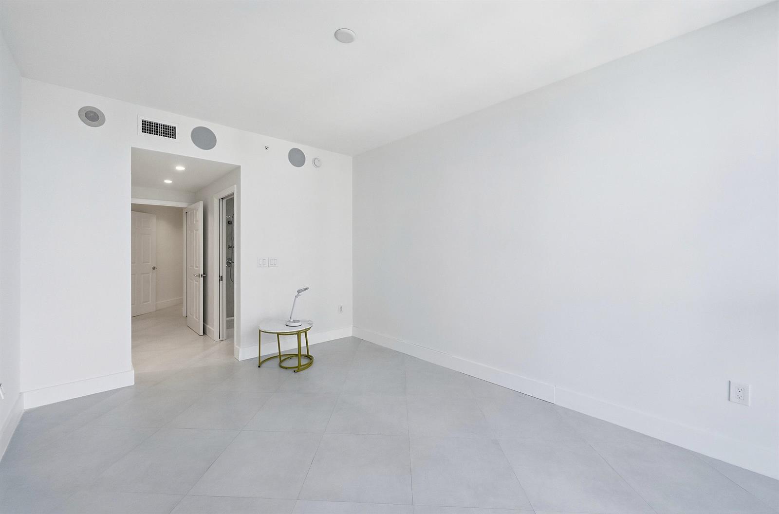 Photo of 6051 Ocean #1101, Hollywood, Florida, 33019 - 36_024_stl_0804