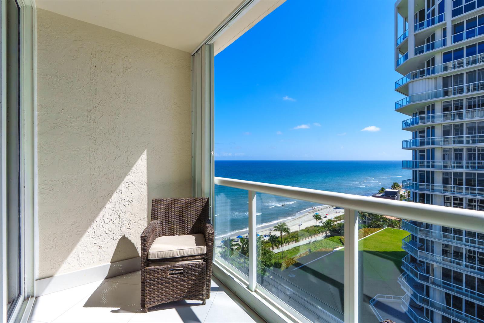 Photo of 6051 Ocean #1101, Hollywood, Florida, 33019 - DSC00770