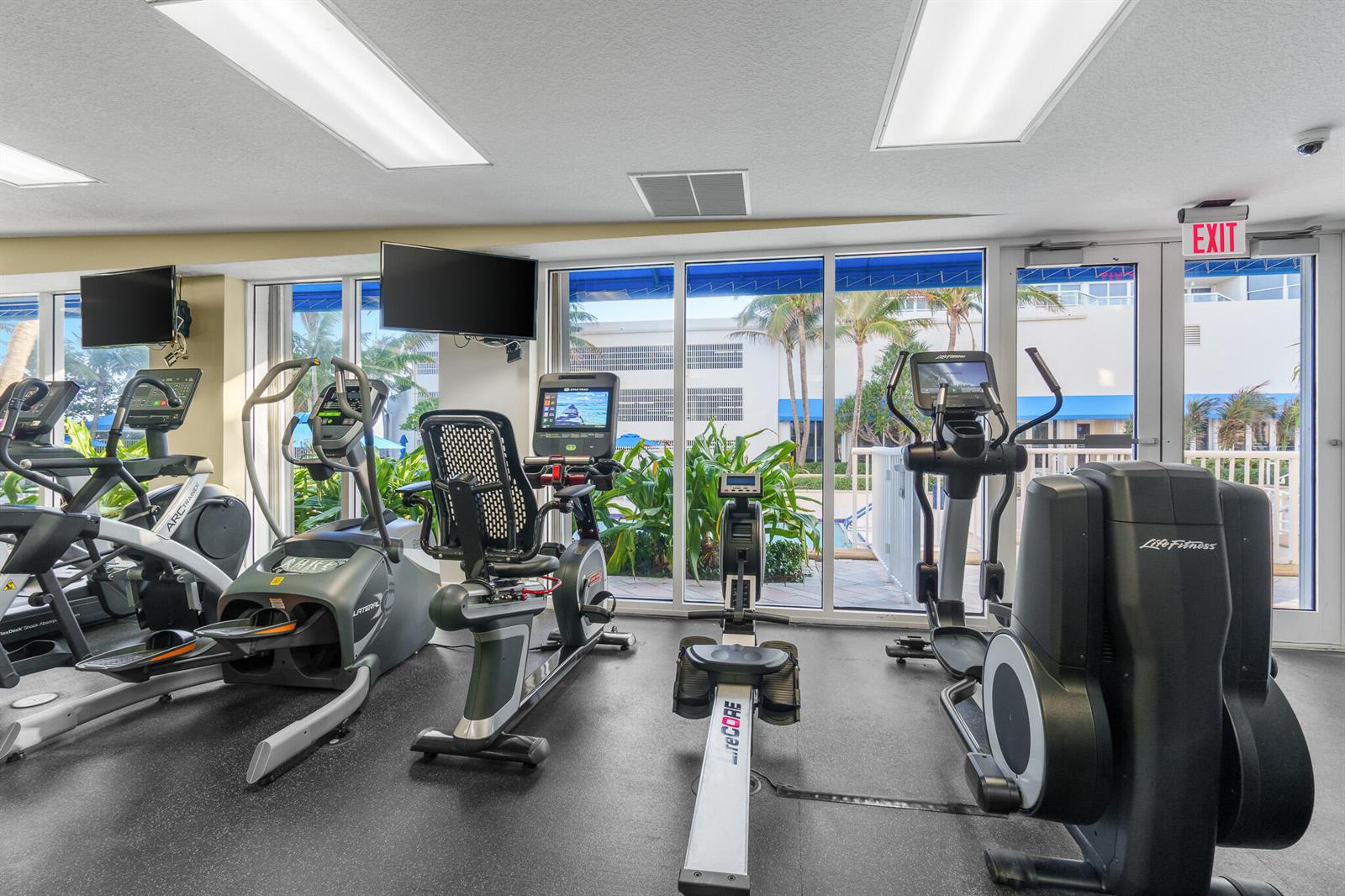 Photo of 6051 Ocean #1101, Hollywood, Florida, 33019 - DSC07264