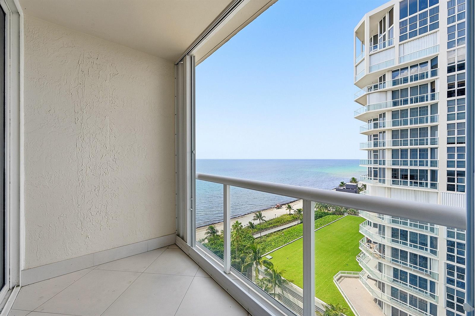 Photo of 6051 Ocean #1101, Hollywood, Florida, 33019 - 42_040_stl_0834