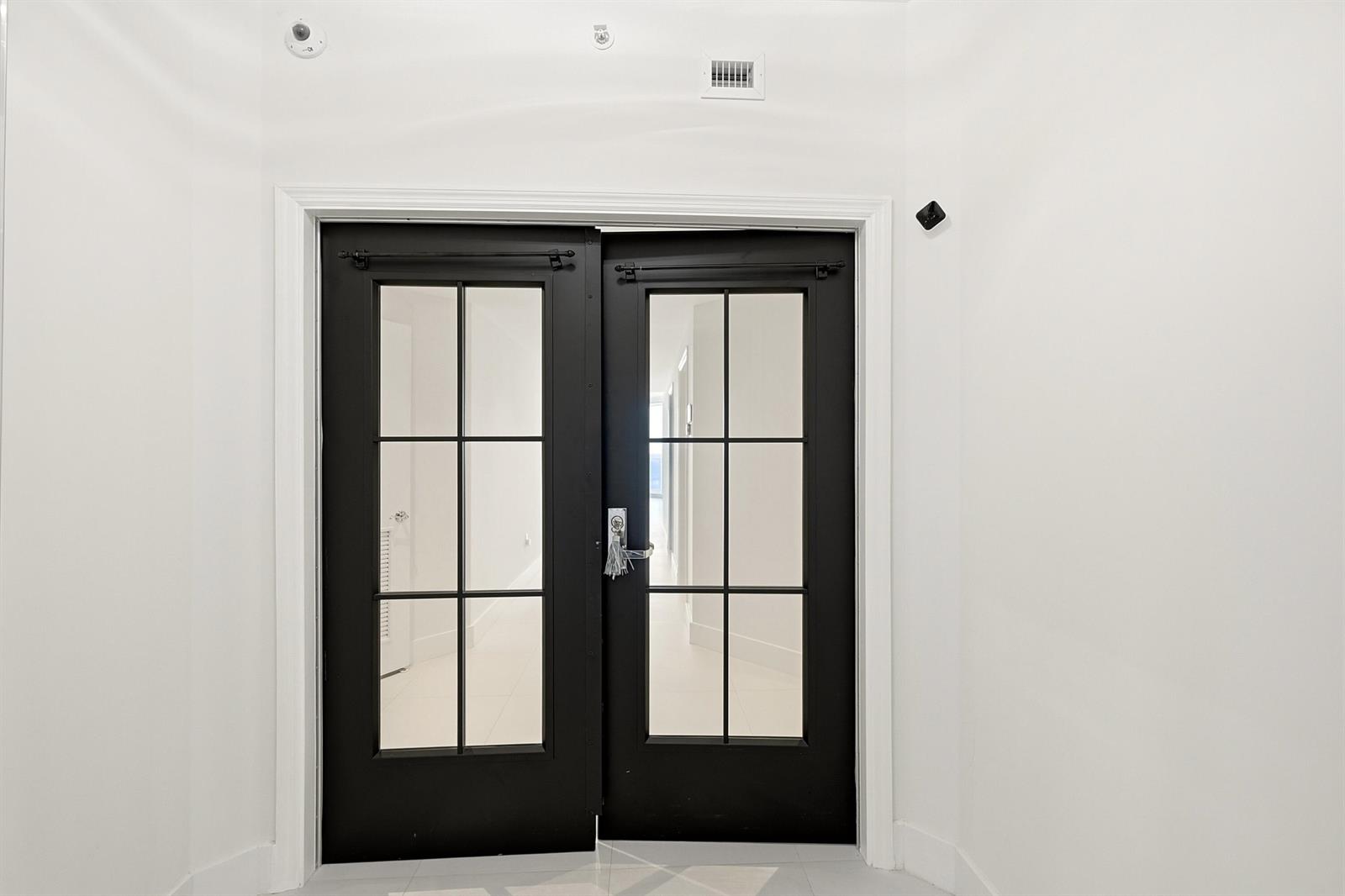 Photo of 6051 Ocean #1101, Hollywood, Florida, 33019 - 10_005_stl_0669