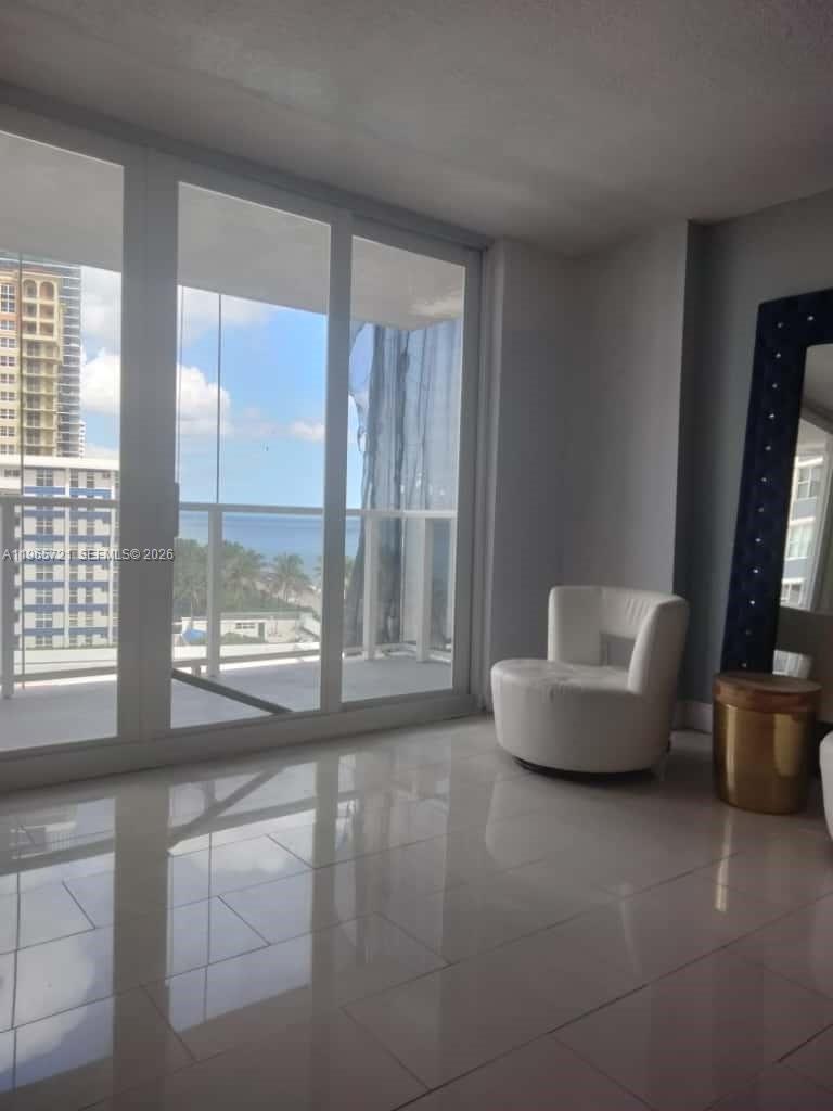 Photo of 3180 Ocean Dr  #607, Hallandale Beach, Florida, 33009 - 