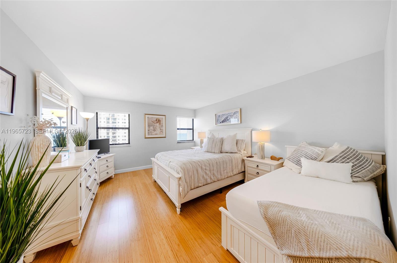 Photo of 1201 Ocean Dr  #1903S, Hollywood, Florida, 33019 - 