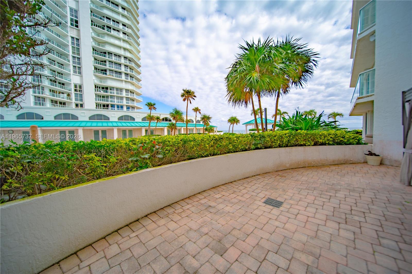 Photo of 16445 Collins Ave  #425, Sunny Isles Beach, Florida, 33160 - 