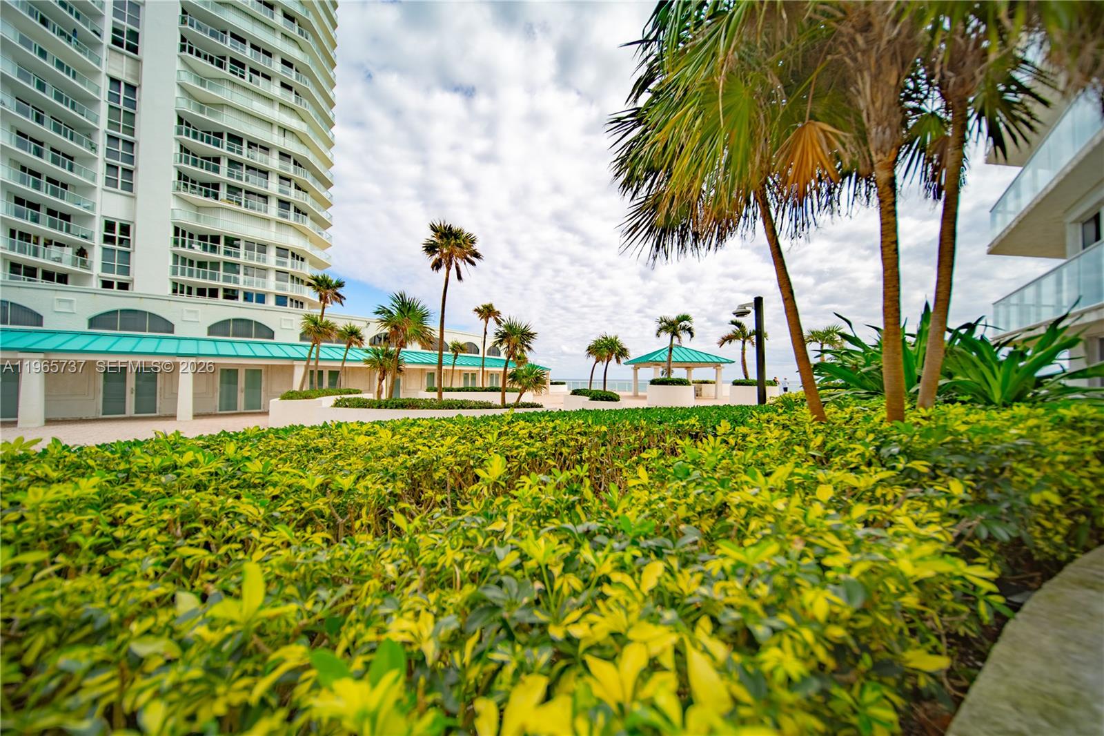 Photo of 16445 Collins Ave  #425, Sunny Isles Beach, Florida, 33160 - 