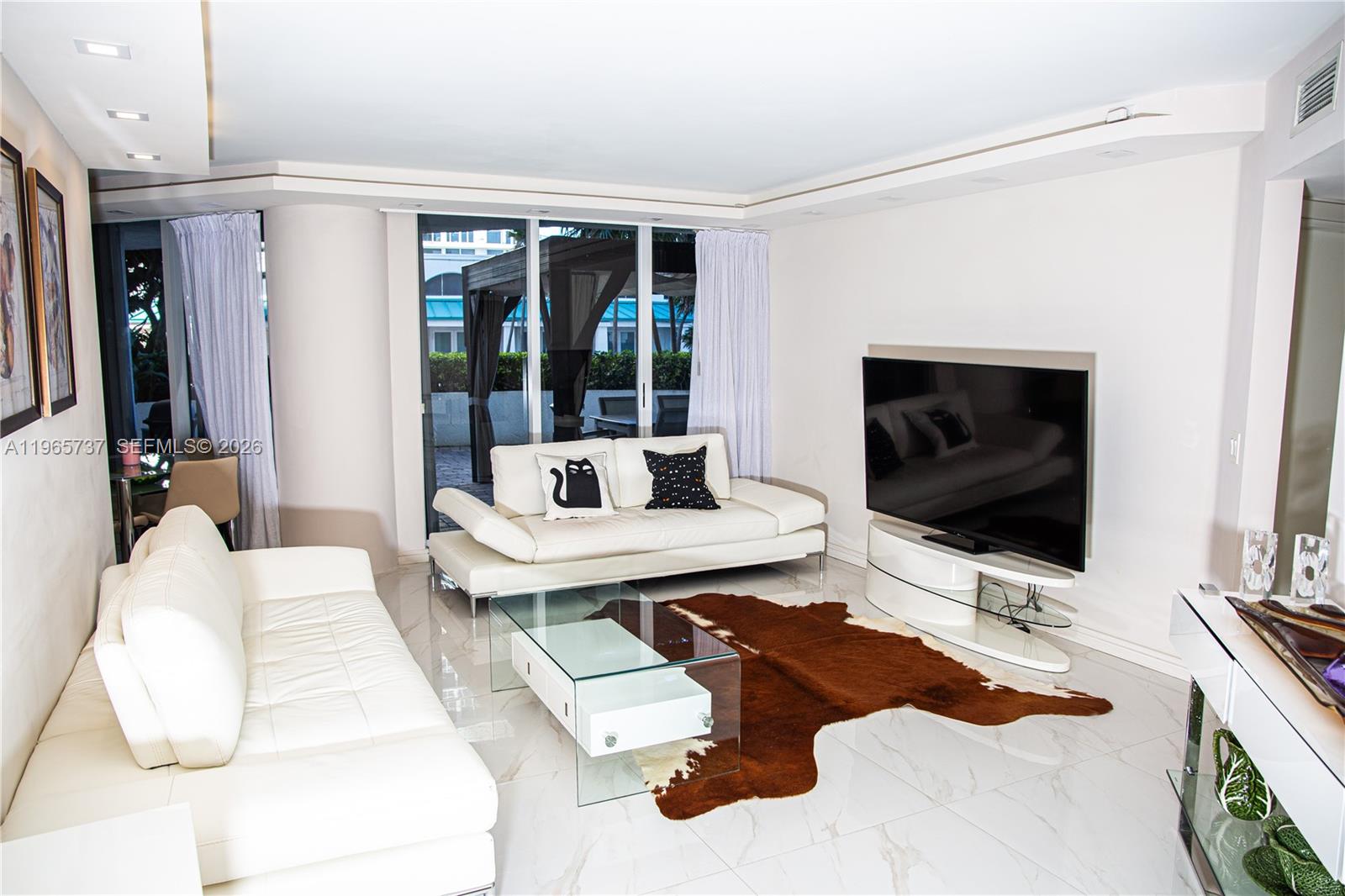 Photo of 16445 Collins Ave  #425, Sunny Isles Beach, Florida, 33160 - 