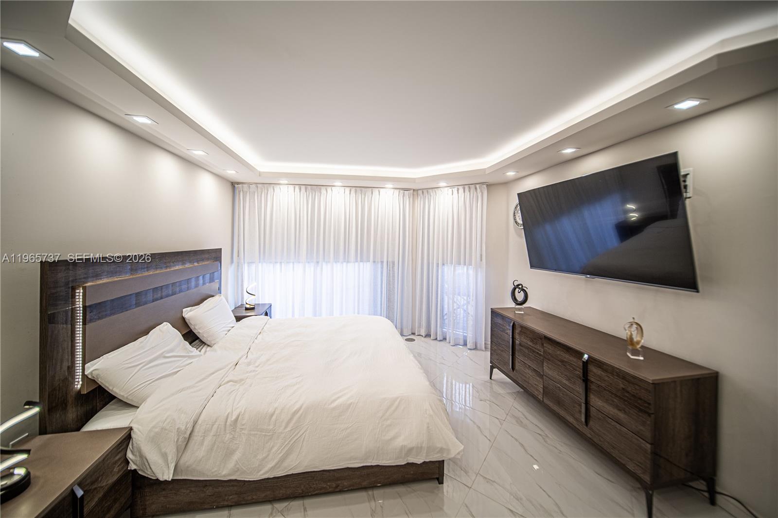 Photo of 16445 Collins Ave  #425, Sunny Isles Beach, Florida, 33160 - 