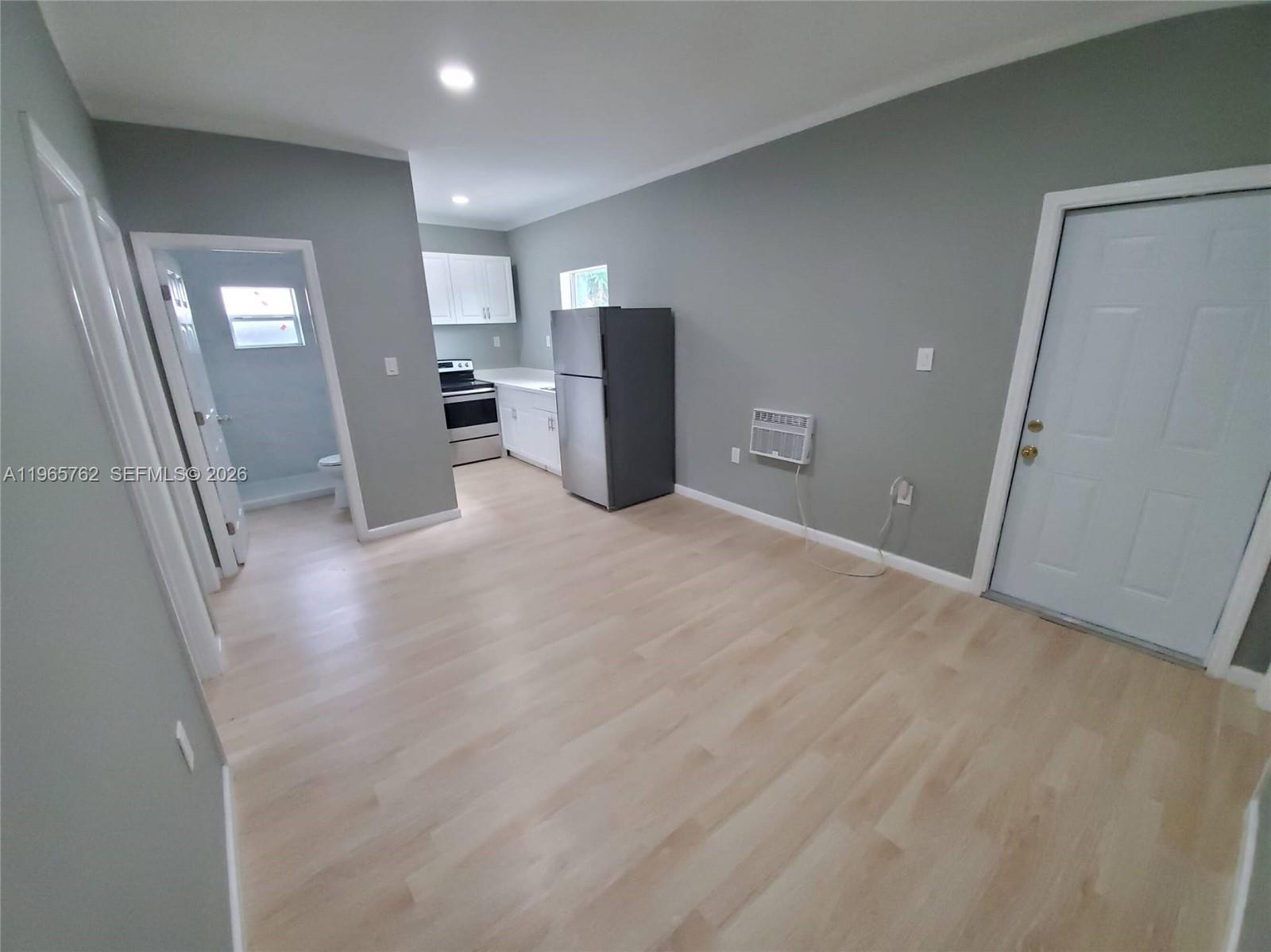   /  1512 sq. ft. $ 2026-02-15 0 foto