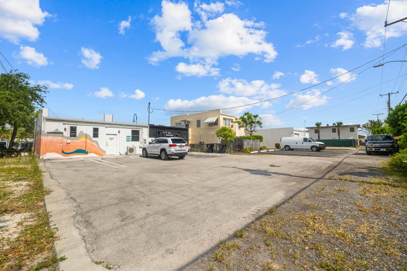 Ver detalles / 1 sq. ft. $ 2026-06-17 0 foto