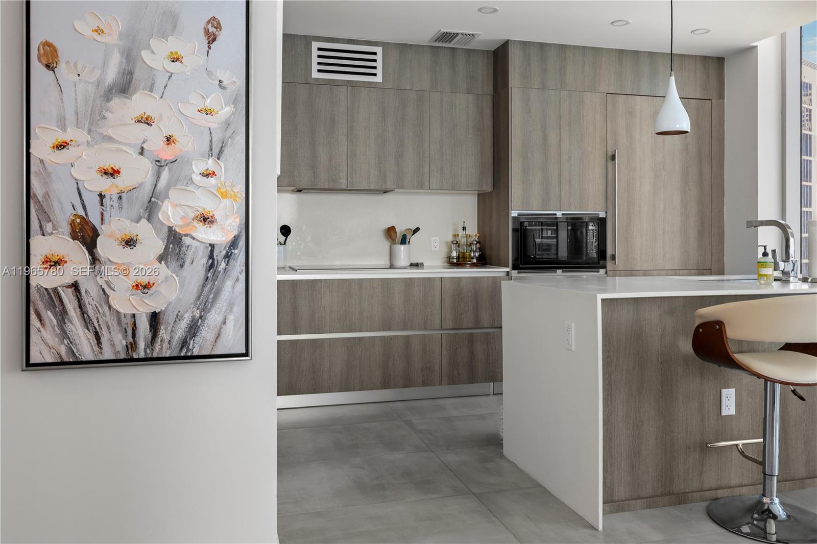 See details 1205 2 / 3 1672 sq. ft. $ 2026-02-28 0 Photo