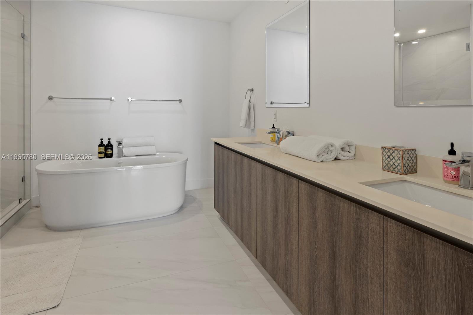 See details 1205 2 / 3 1672 sq. ft. $ 2026-02-28 0 Photo